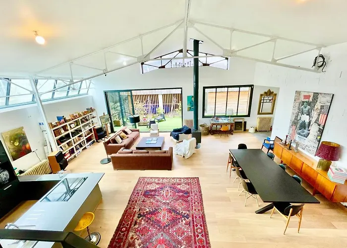 Villa Le Loft - Calme & Deco - Patio Intime - Salle De Cinema - Centre Ville